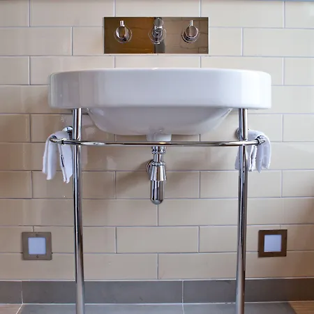 The Wellington 4* Bristol