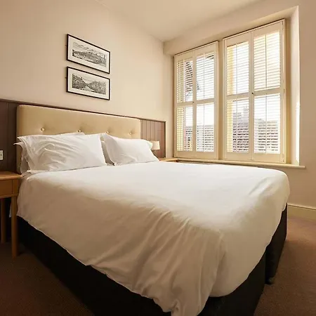 The Wellington 4*