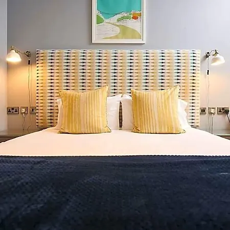 The Wellington 4*