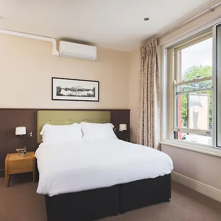 The Wellington Kro Bristol