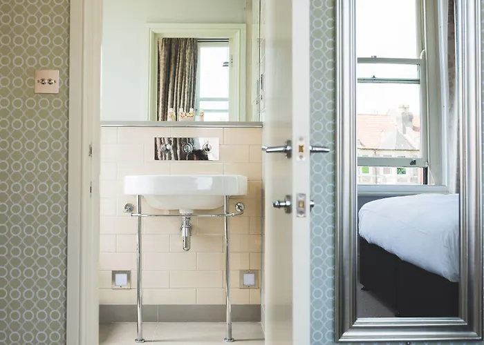 The Wellington 4* Bristol