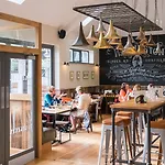 The Wellington Bristol