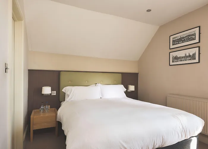 The Wellington 4* Bristol